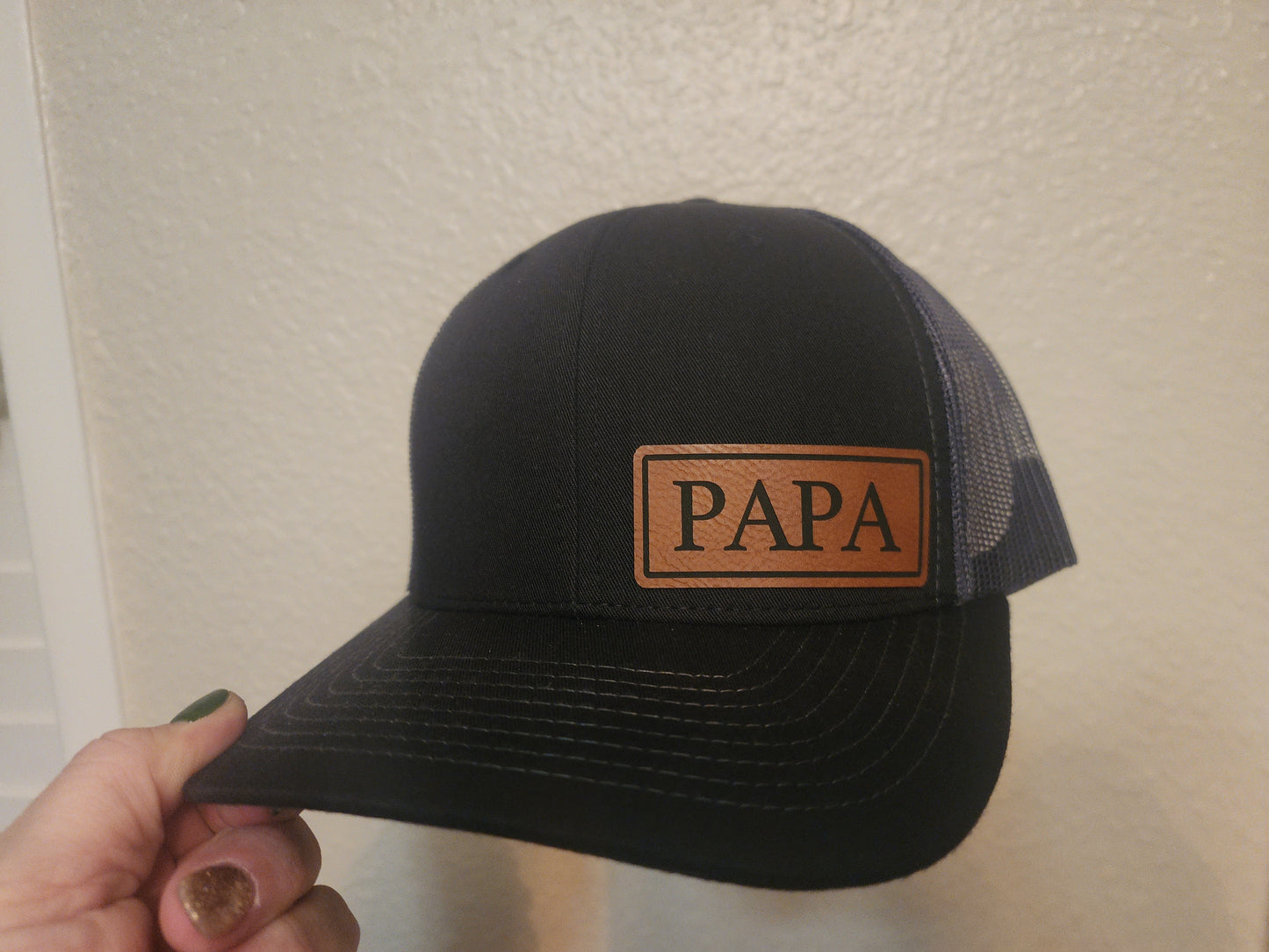 "PAPA" Traditional baseball cap with leather patch